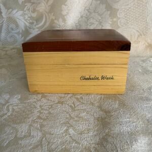 Vintage Chehalis Wash Wood Trinket Box Souvenir Keepsake Cedar Style